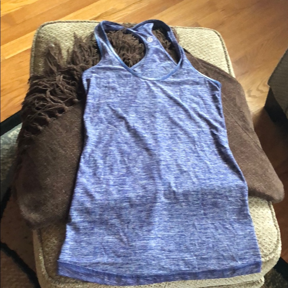 Lululemon racerback workout top.